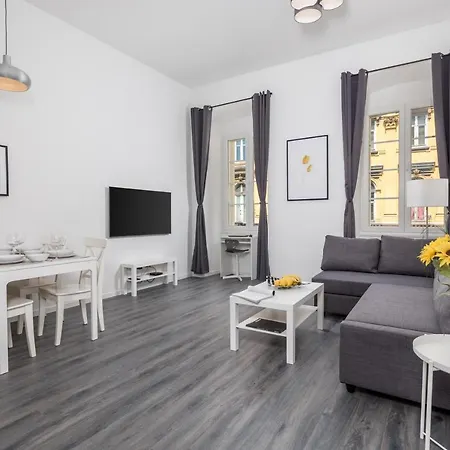 Apartman Nest In 1